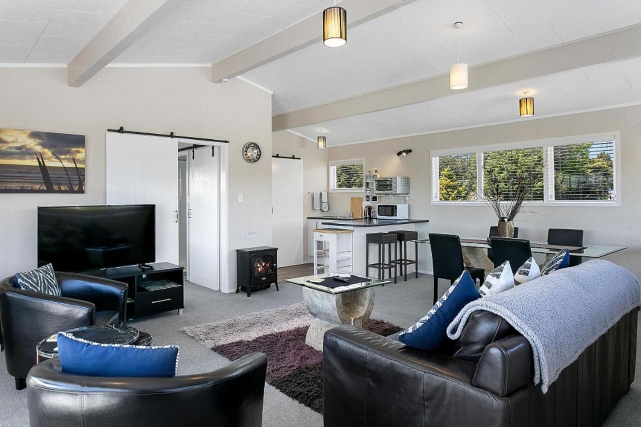 Lakeview'S On Richmond Taupo Exterior photo