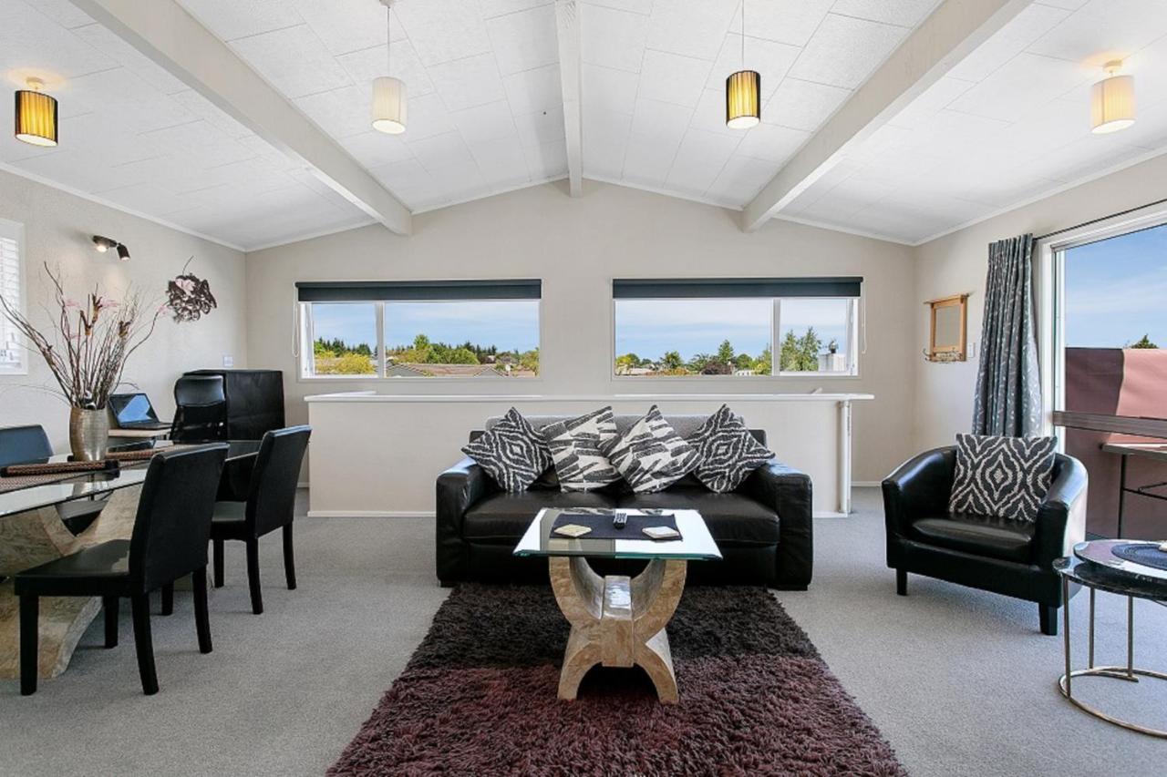 Lakeview'S On Richmond Taupo Exterior photo